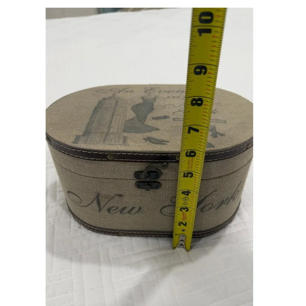 Vintage‎ Savile Row An Evening in New York Oval Decorative Storage Trunk Box